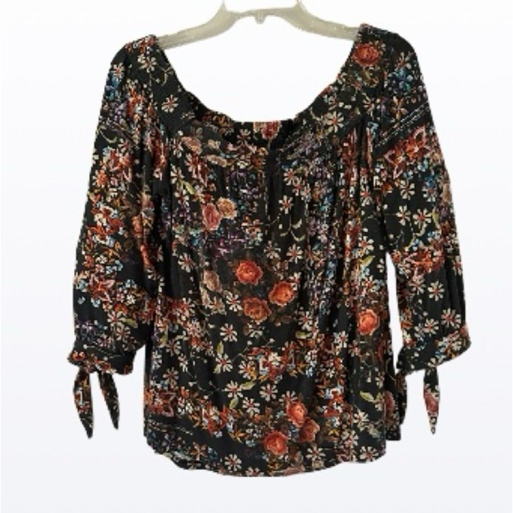 Daniel Rainn Off the Shoulder Top Size M